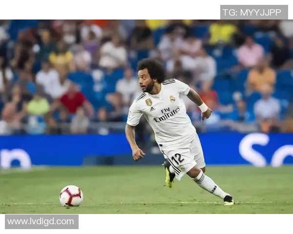 足球场上那些闪耀全场的球星名字都叫什么你能全部说出来吗